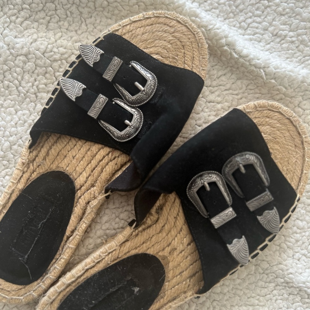 H&M flat sandals | Black sandals